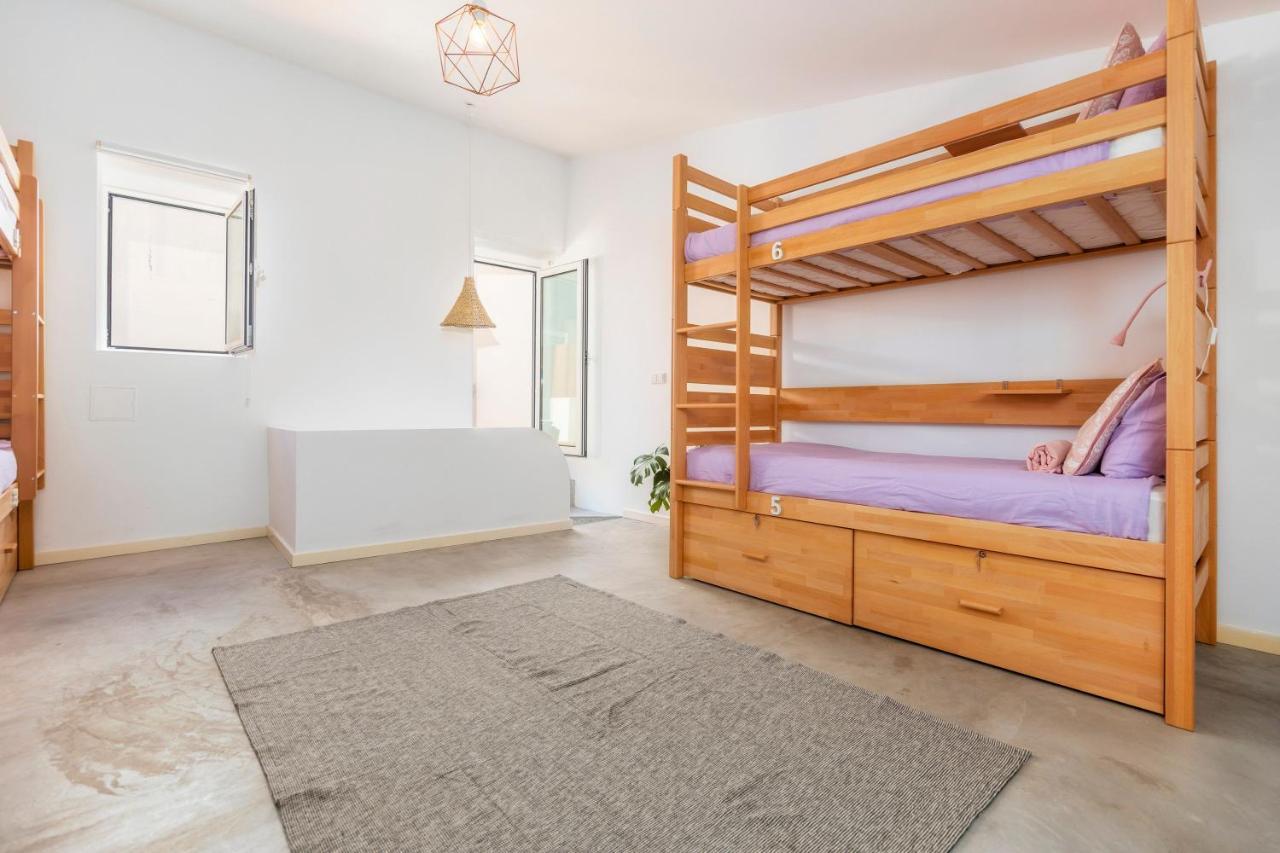 Female Hostel فارو المظهر الخارجي الصورة