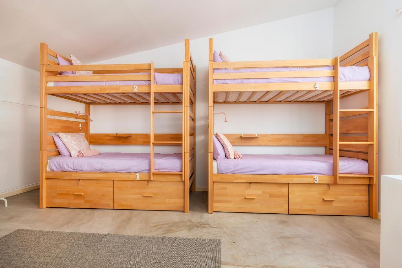 Female Hostel فارو المظهر الخارجي الصورة
